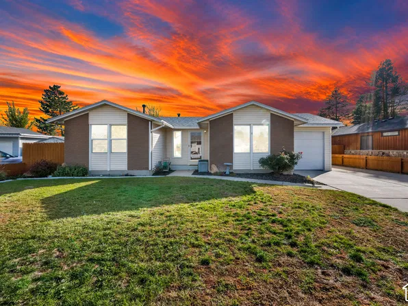 2755 W Hazelhurst Dr, Salt Lake City, UT 84129