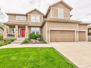 5220 Meadow Lark Dr, Shawnee, KS 66226