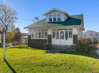 8429 N Granville Rd, Milwaukee, WI 53224