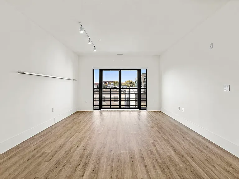 391 Palisade Ave #501 — Photo 6
