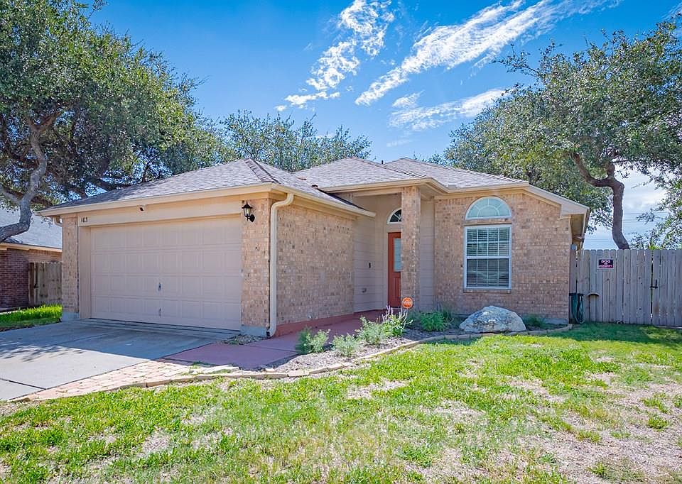 1st image of 103 Heron Oaks