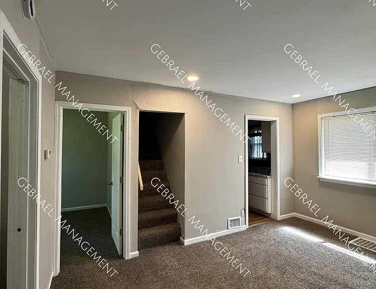 2131 Ohio Ave — Photo 6