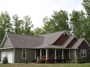 2913 Big Ridge Rd, Oneida, TN 37841