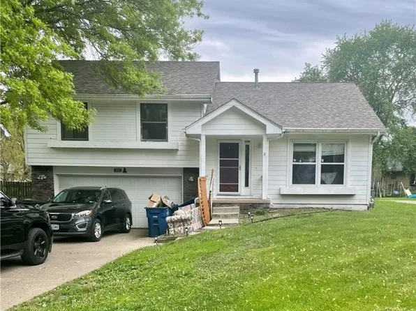 1927 Evergreen Ave, Des Moines, IA 50320