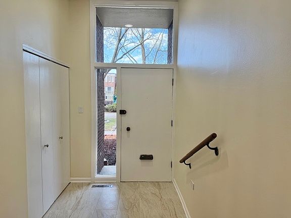 3rd image of 2817 S Michigan Ave Unit A
