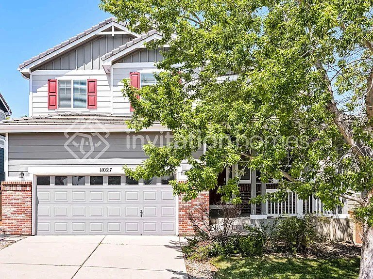 11027 Chesmore St — Photo 1