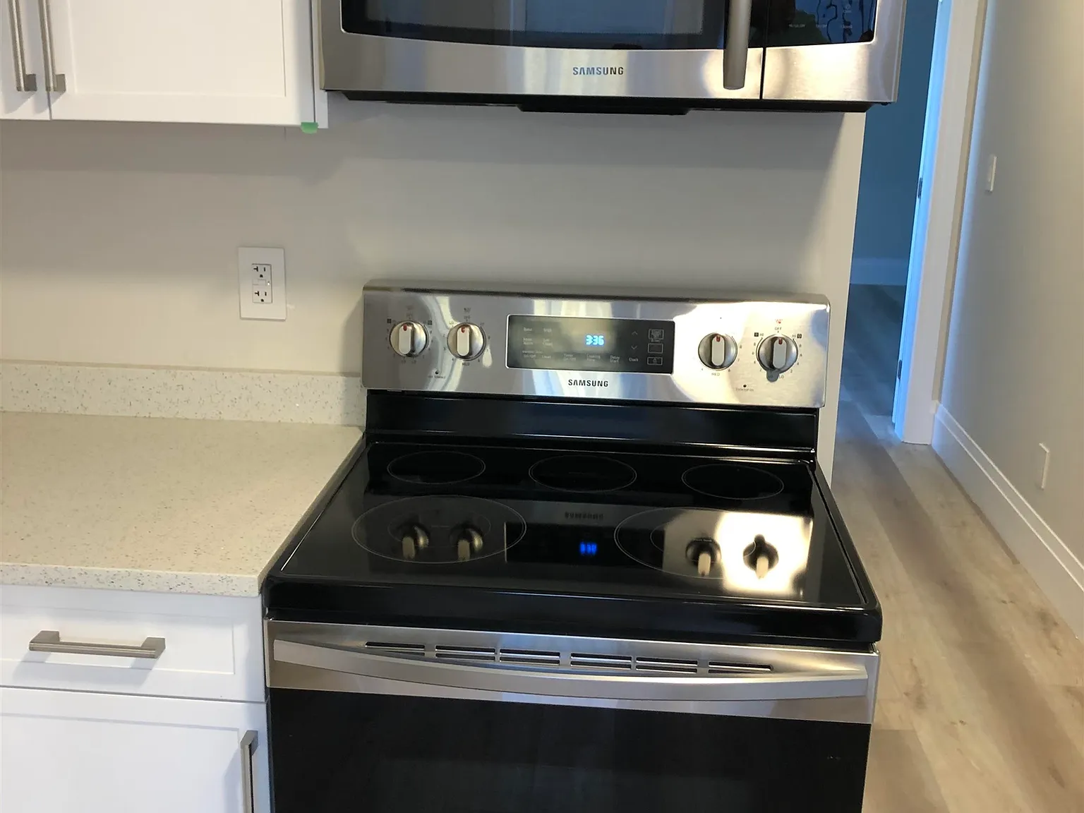 1 bed, 650 sqft, $1,750 — Photo 3