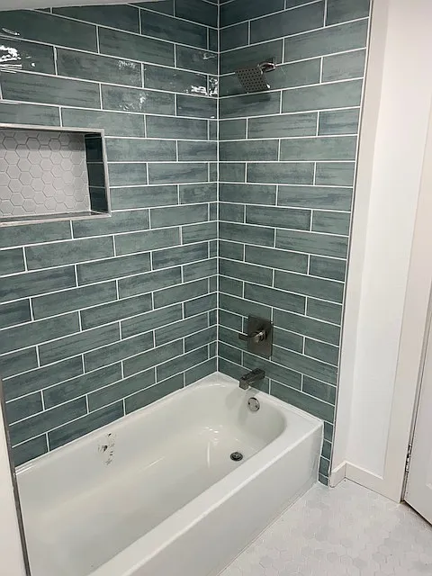 3 bed, 1200 sqft, $1,800 — Photo 4