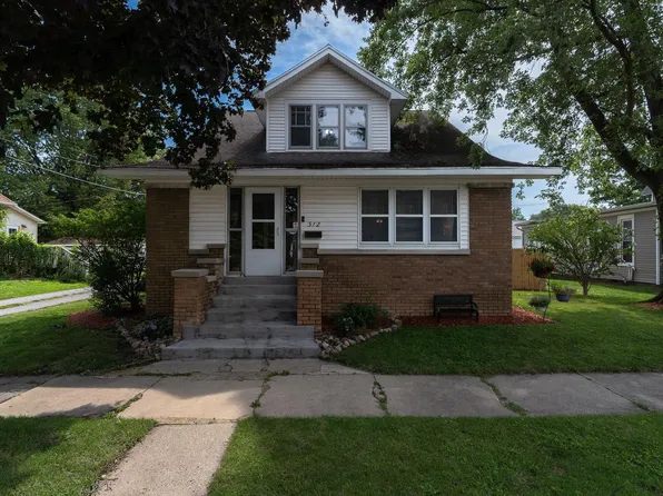 312 S Center St, Flora, IN 46929