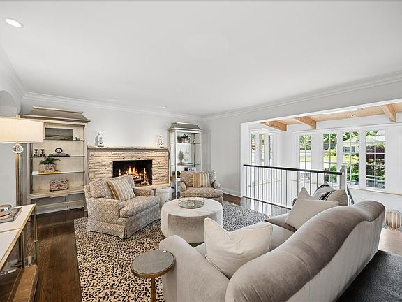 2nd image of 1224 Ridgewood Dr
