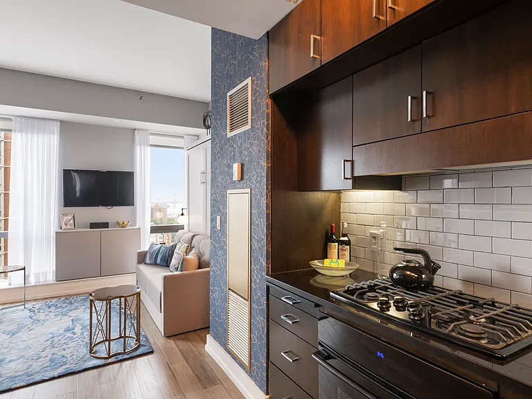 150 Myrtle Ave #1402 — Photo 4