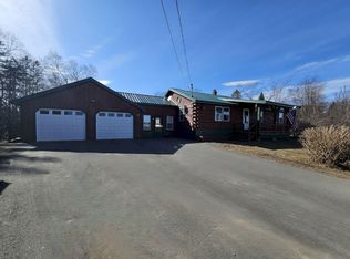 7 Emerald Acres Dr, Madison, ME 04950