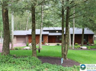 108 Midway Dr, Jim Thorpe, PA 18229