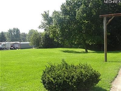 4th image of 264 Louis Ave