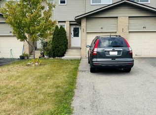 14 Derby St #47, Hamilton, ON L8W 3T5