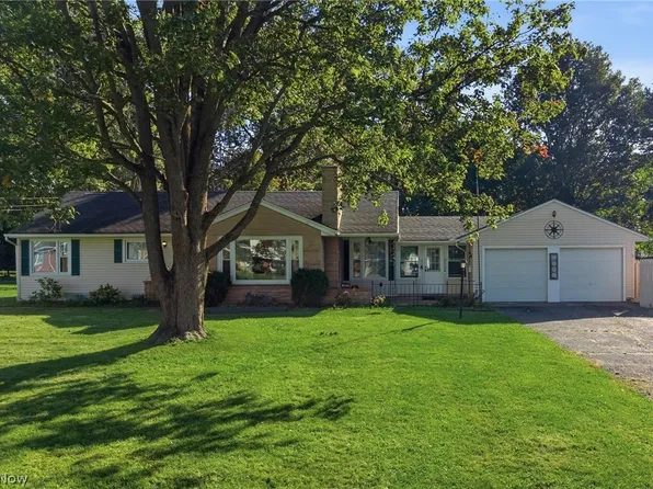 1023 Mount Auburn Dr, Ashland, OH 44805