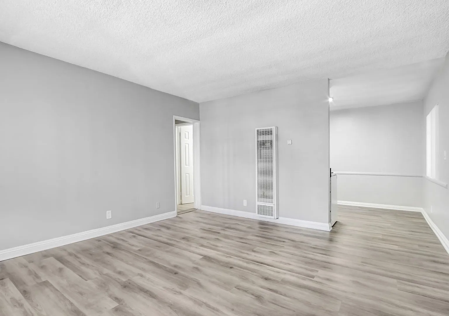 1336 W. Stoneridge Ct. — Photo 2