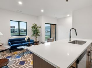1201 Woodward Hts #11, Ferndale, MI