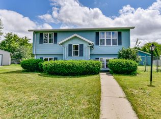 6432 N 103rd Ct, Milwaukee, WI 53224
