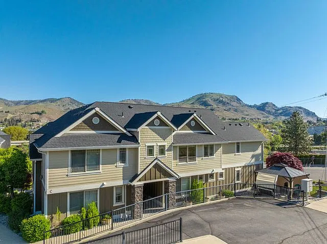 2 bed, 1170 sqft, $2,300 — Photo 3