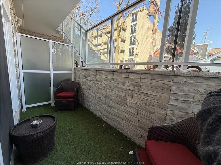 477 Pelissier St #2 — Photo 8