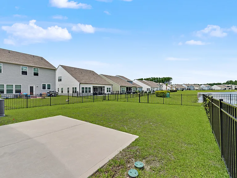 691 Snow Owl Dr — Photo 33