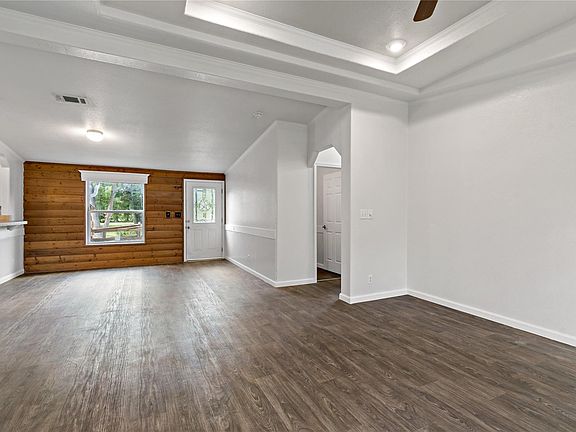 5th image of 22891 Woodland Dr