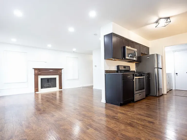 35 Churn Rd — Photo 5