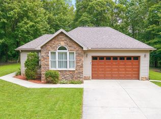157 Reservoir Hill Rd, Uniontown, PA 15401