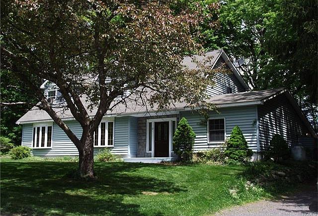 1st image of 12 Lori Ln