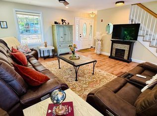 167 Camelot Shore Dr, Farmington, NH 03835