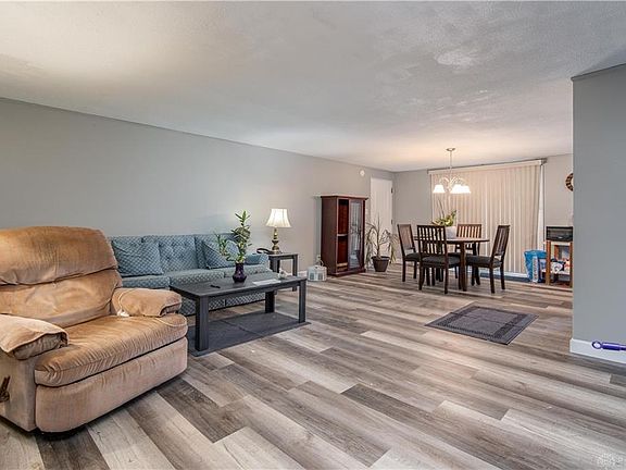 4th image of 645 Skyview Dr