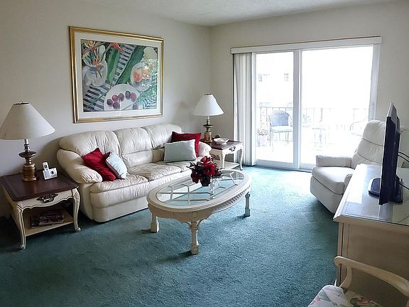5th image of 3000 NE 5th Ter APT 212-A