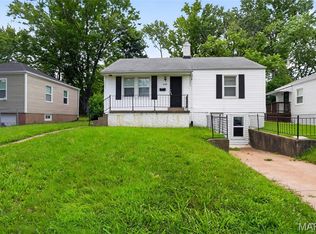 2049 Coleridge Dr, Saint Louis, MO 63136