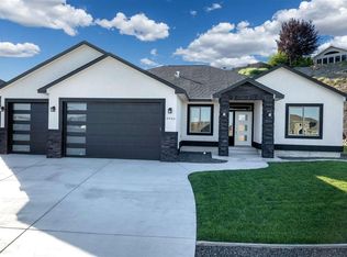 3906 Equinox Ct, Pasco, WA 99301
