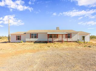6711 S Rockspring Ln, Hereford, AZ 85615