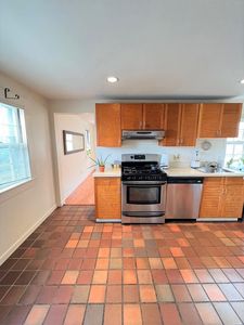 139 Oak St, Newton, MA, 02464