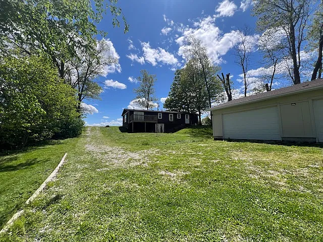3369 W County Road 450 N — Photo 4
