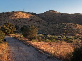 17 Carrollton Ct, Palmdale, CA 93550