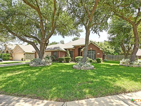 4th image of 16900 Willow Oak Ln