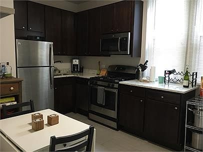 1st image of 4618 N Spaulding Ave APT 3