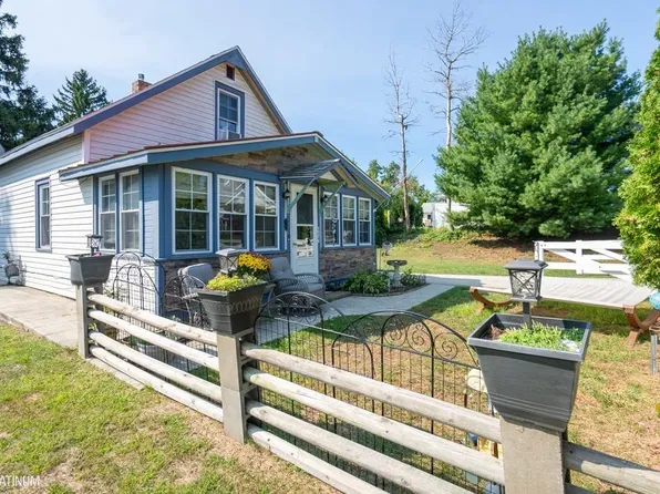 7776 Cherry Ct, Lexington, MI 48450