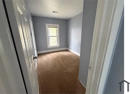 746 Spencer St — Photo 14