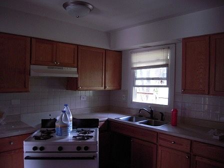 4th image of 516 S Barrington Ct