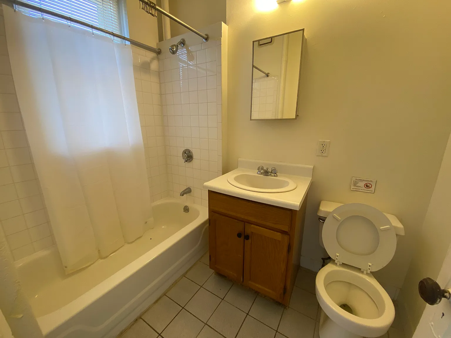 Studio, $1,650 — Photo 3