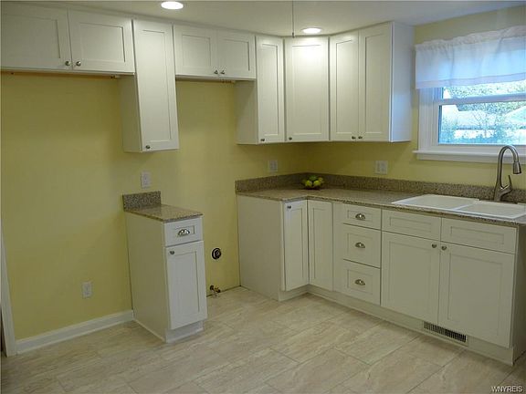 2nd image of 259 Emporium Ave