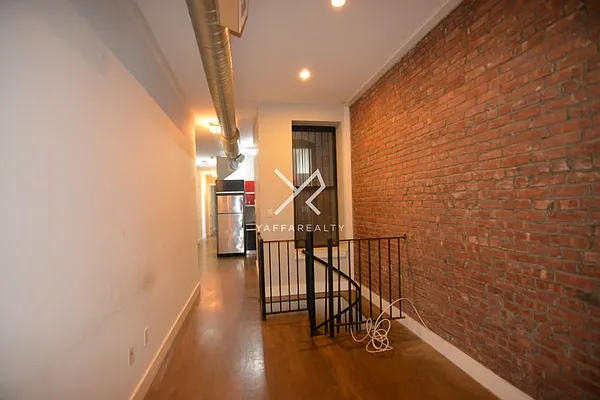 Rented by Yaffa Realty LLC | media 15