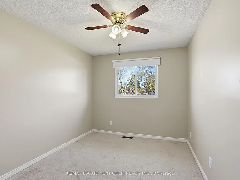 3905 Old Orchard Way — Photo 15