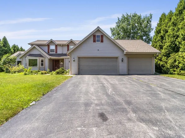 1255 Apple Tree LANE, Brookfield, WI 53005