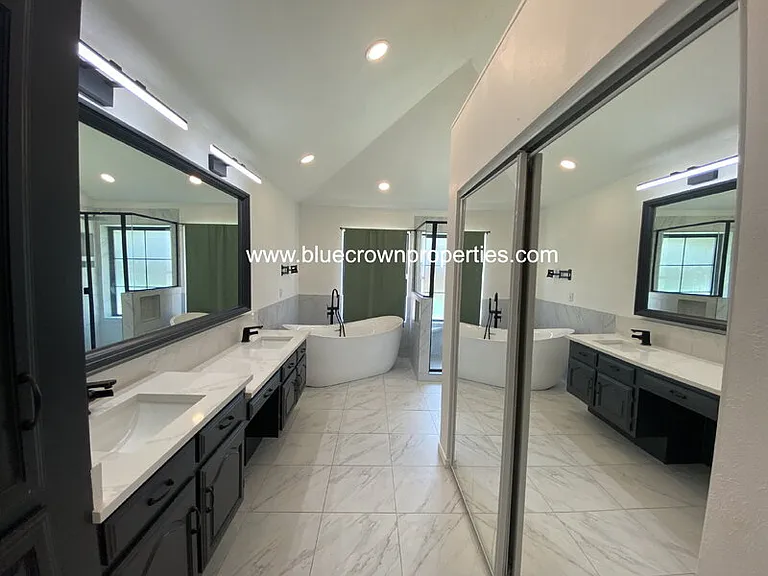 3736 Solarium Pl — Photo 17